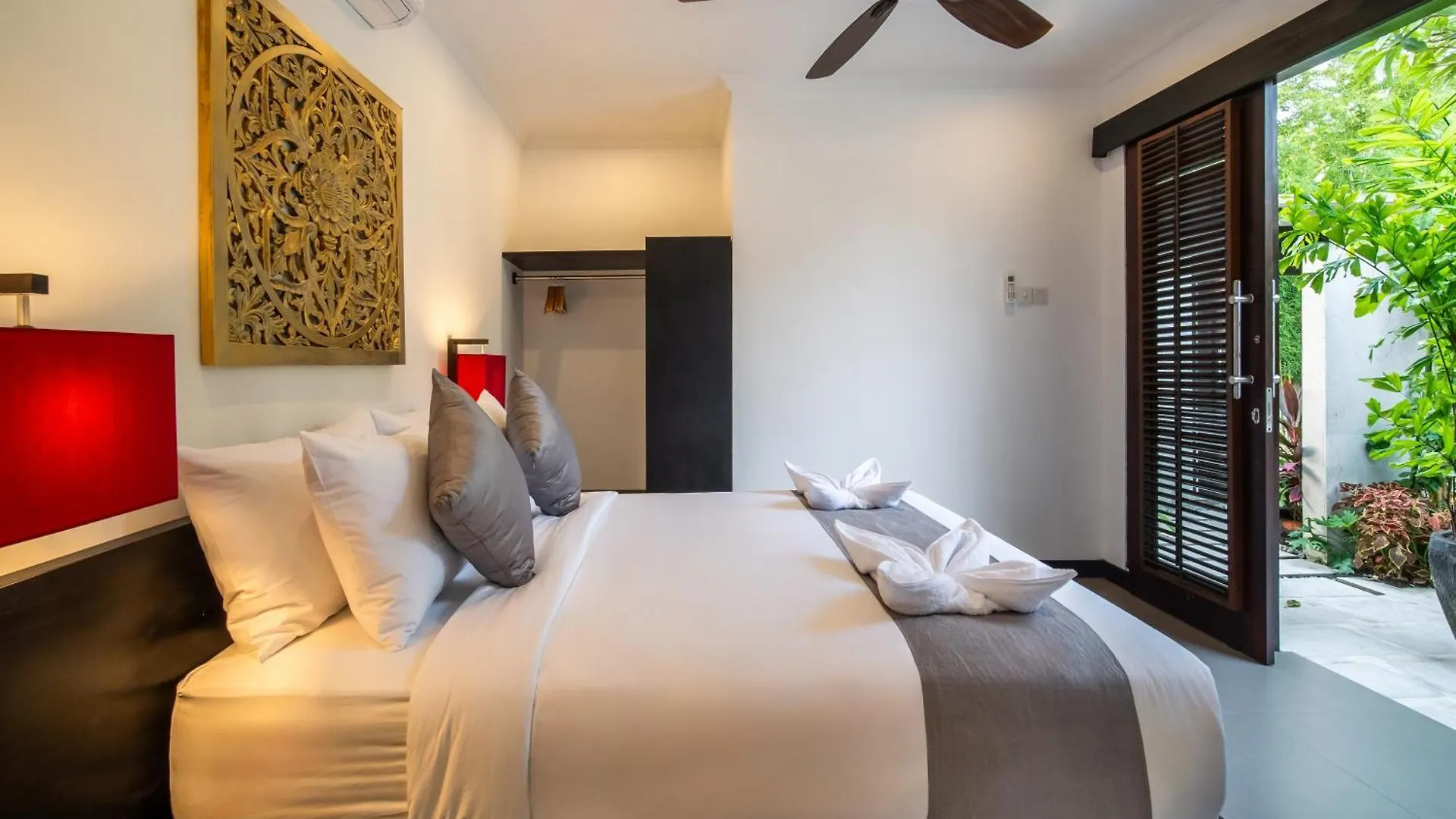 Stylish And Stunning Villa Eleni Seminyak