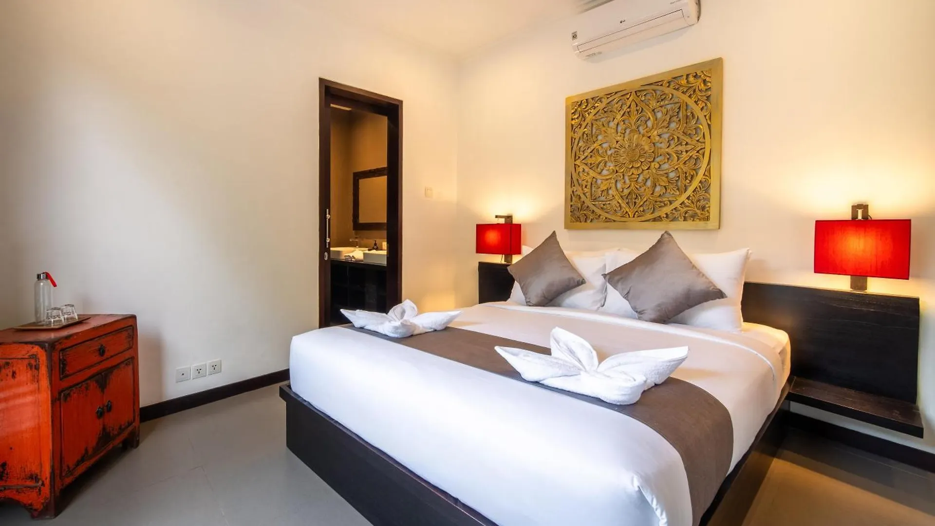 Stylish And Stunning Villa Eleni Seminyak