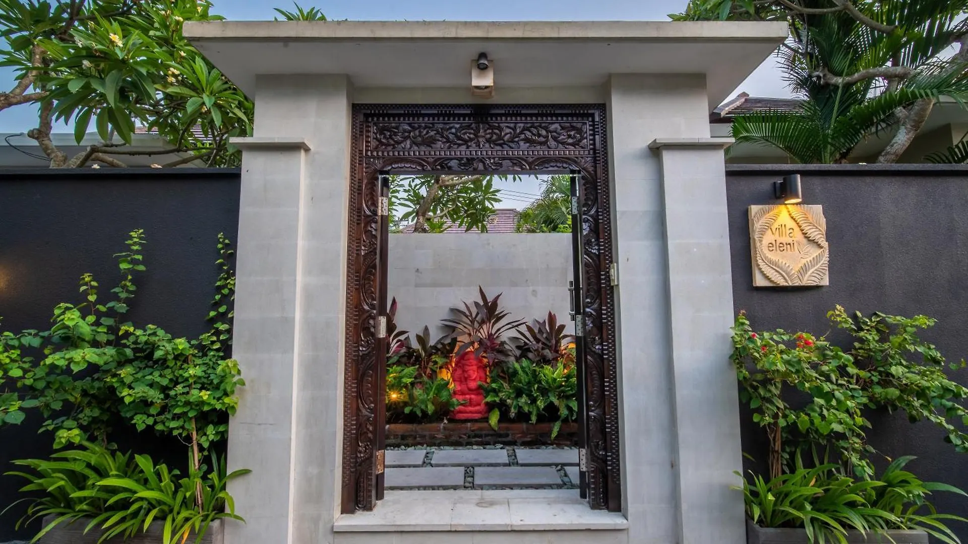 Stylish And Stunning Villa Eleni Seminyak